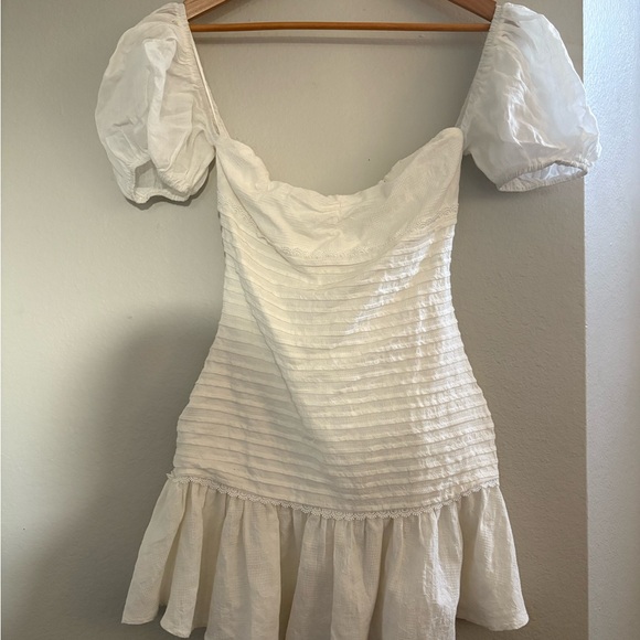 Hello Molly Dresses & Skirts - Hello Molly White Puff Sleeve Mini Dress